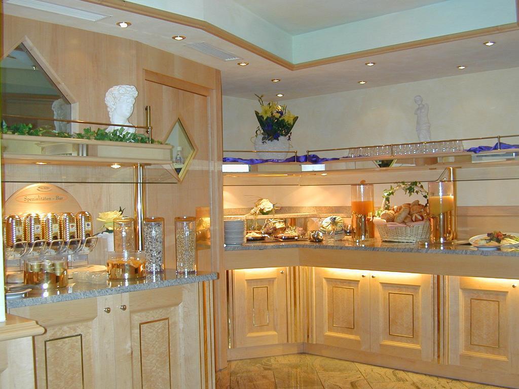City-Hotel Garni นอย-อุล์ม ภายนอก รูปภาพ